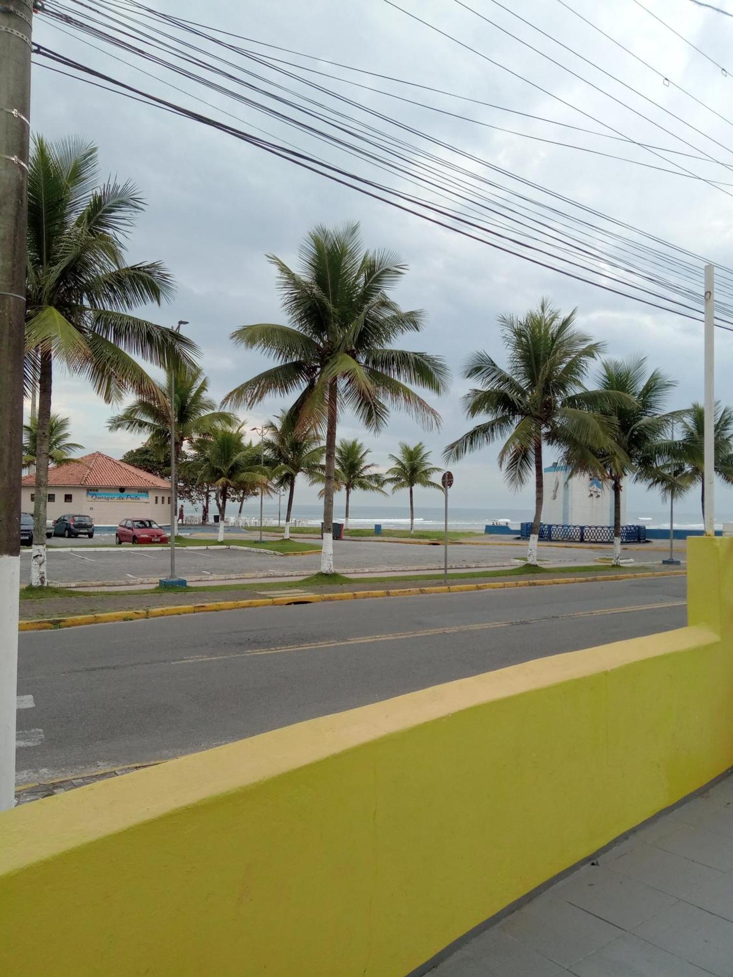 Hotel Pousada Plataforma Mongaguá エクステリア 写真
